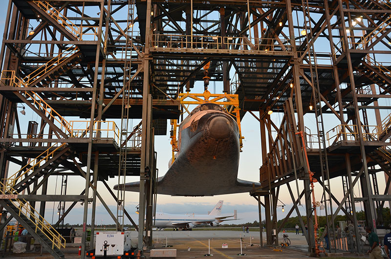 Space shuttle Discovery mated to jumbo jet for ride to Smithsonian