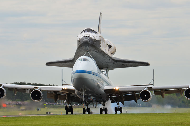 Space shuttle Discovery lands in Washington for Smithsonian display