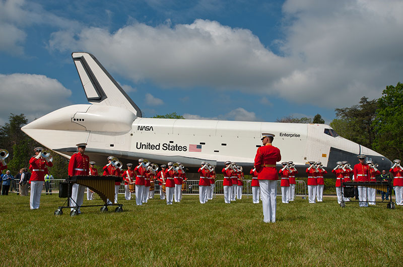 Final wheels stop: Space shuttle Discovery enters the Smithsonian