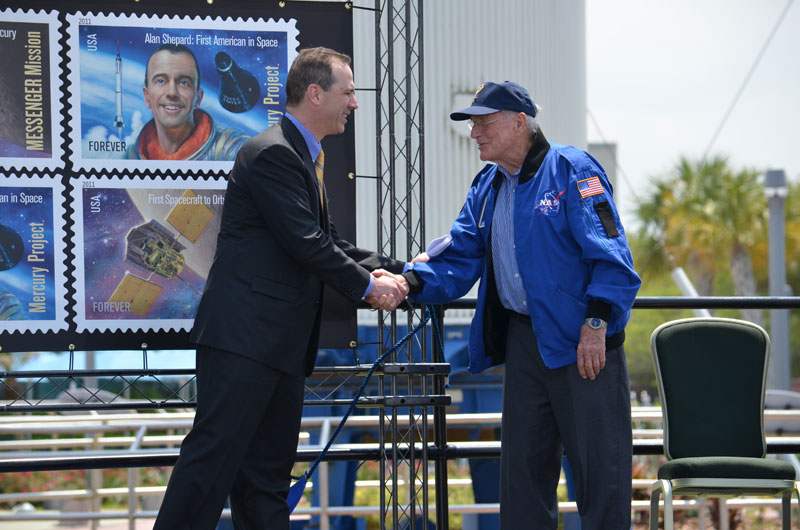 New U.S. stamps honor two Mercury explorers