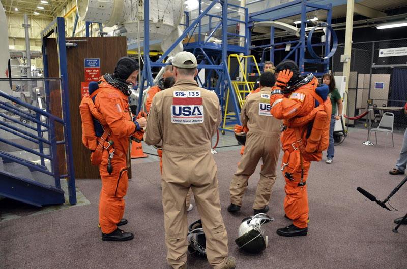 'The Final Four' train for last space shuttle mission