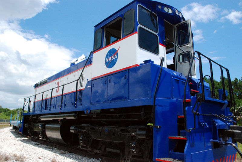 Final shuttle booster segments arrive by train