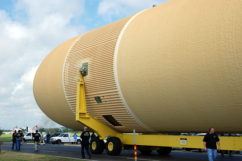 Final shuttle fuel tank to fly rolls out from Michoud