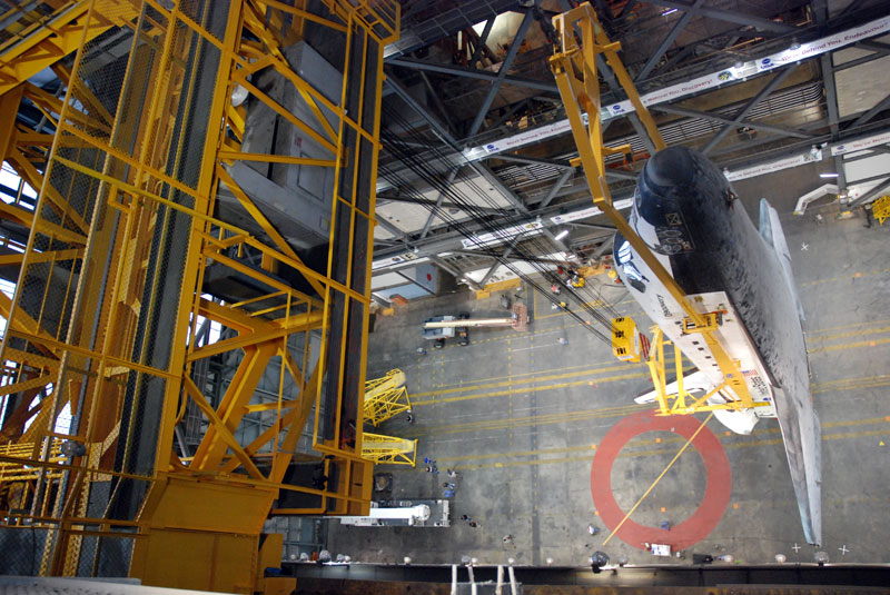 Shuttle Discovery mated with its final boosters and tank