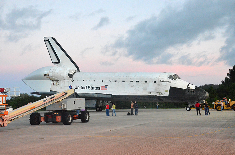 Space shuttle Endeavour mounted on 747 jet for final flight to L.A.