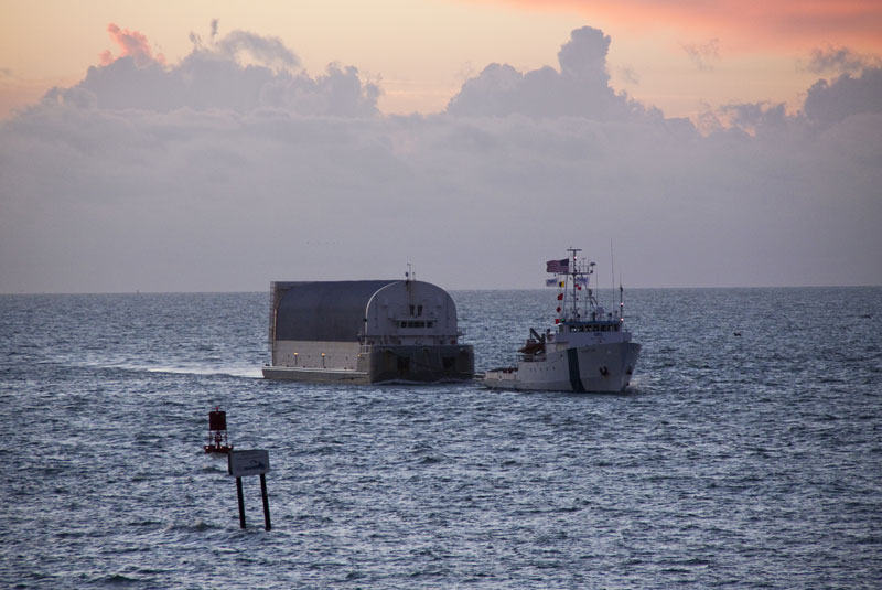 Space shuttle's final fuel tank arrives at launch site